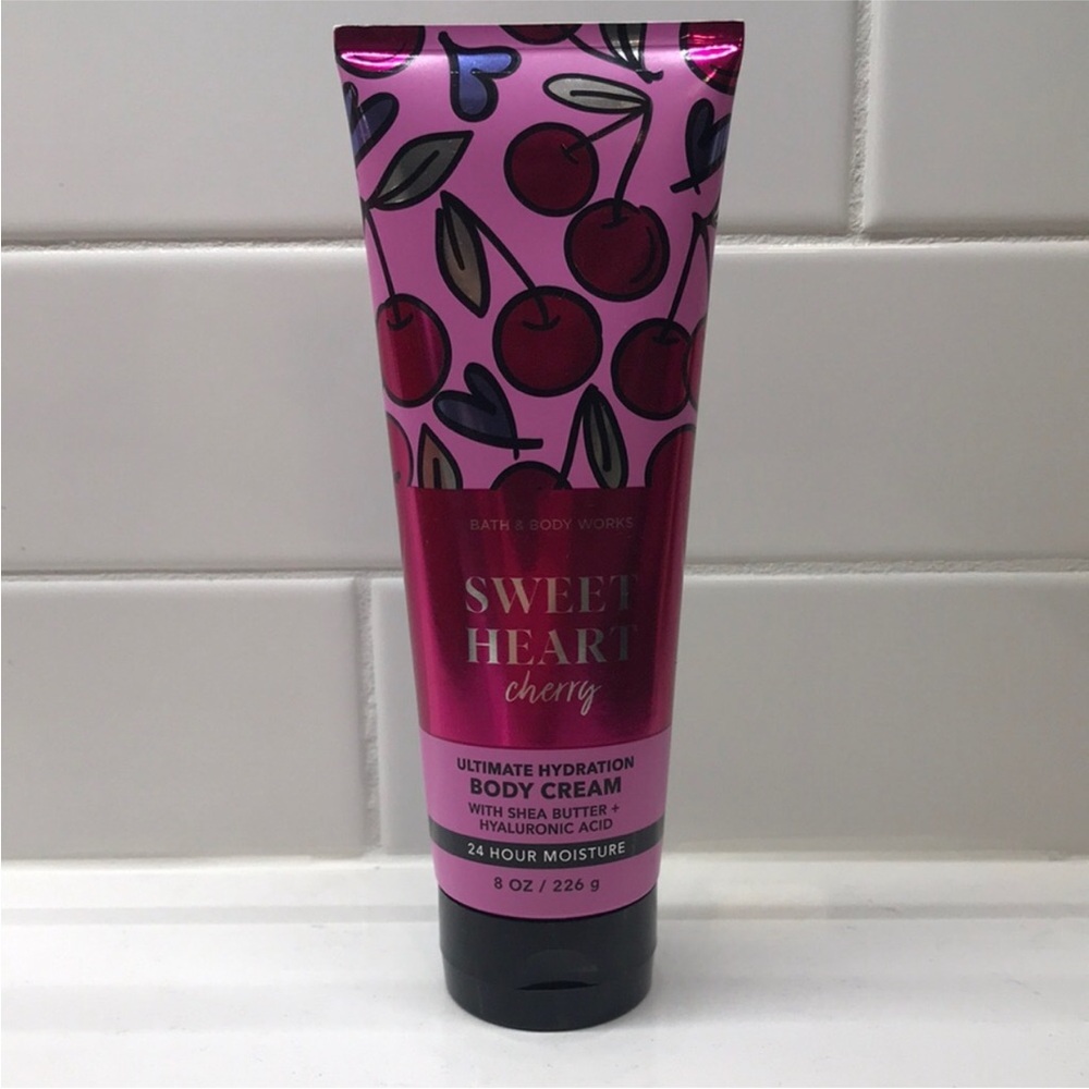 NWT!BBW SweetHeart 🍒 Cherry Ultimate Hydration Body Cream